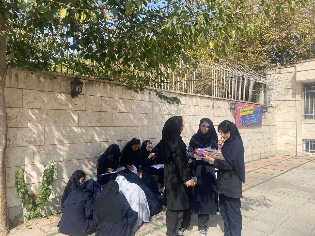 بهترین مدرسه مشهد فرهوشان