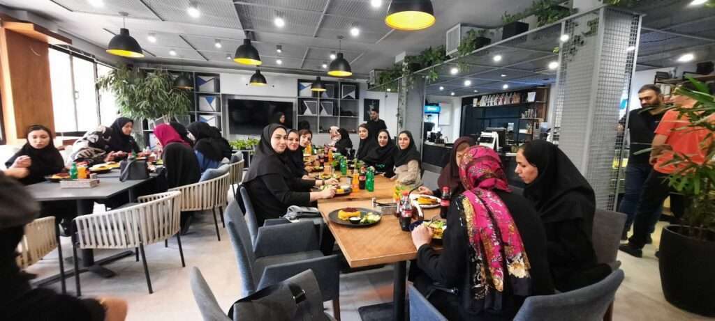 بهترین مدرسه مشهد فرهوشان