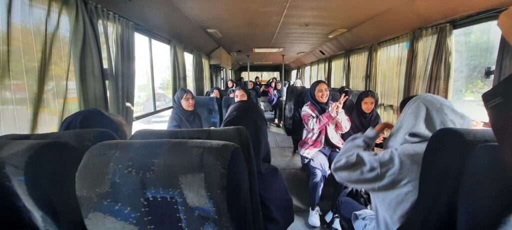 بهترین مدرسه مشهد فرهوشان